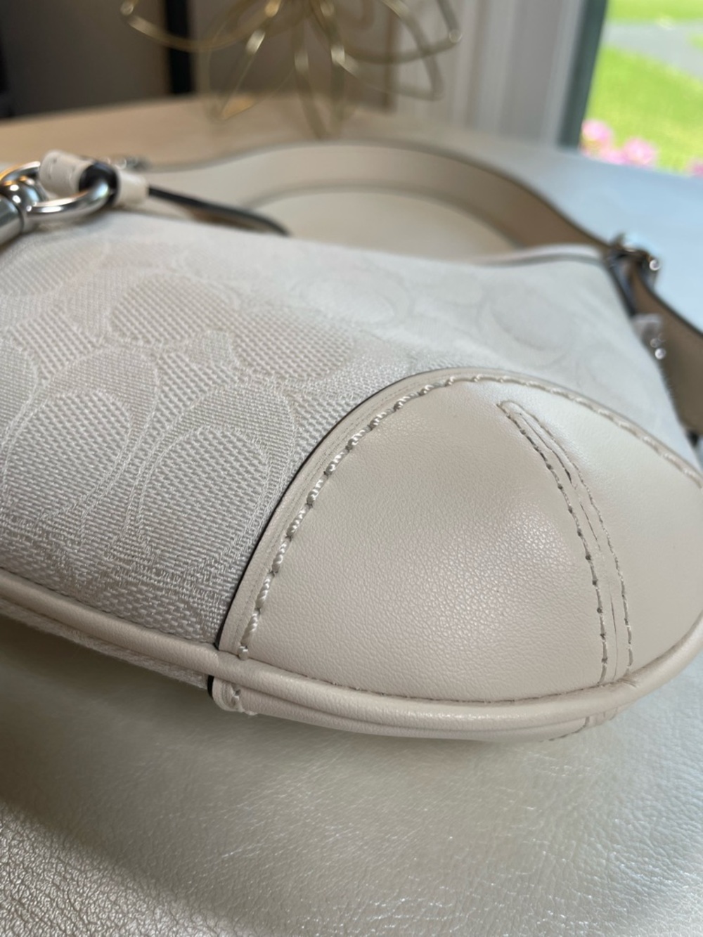 Coach Hamptons Hobo Limited Re-Edition in Cloud Chalk Signature Jacquard NWOT ⛅️ - Picture 16 of 17